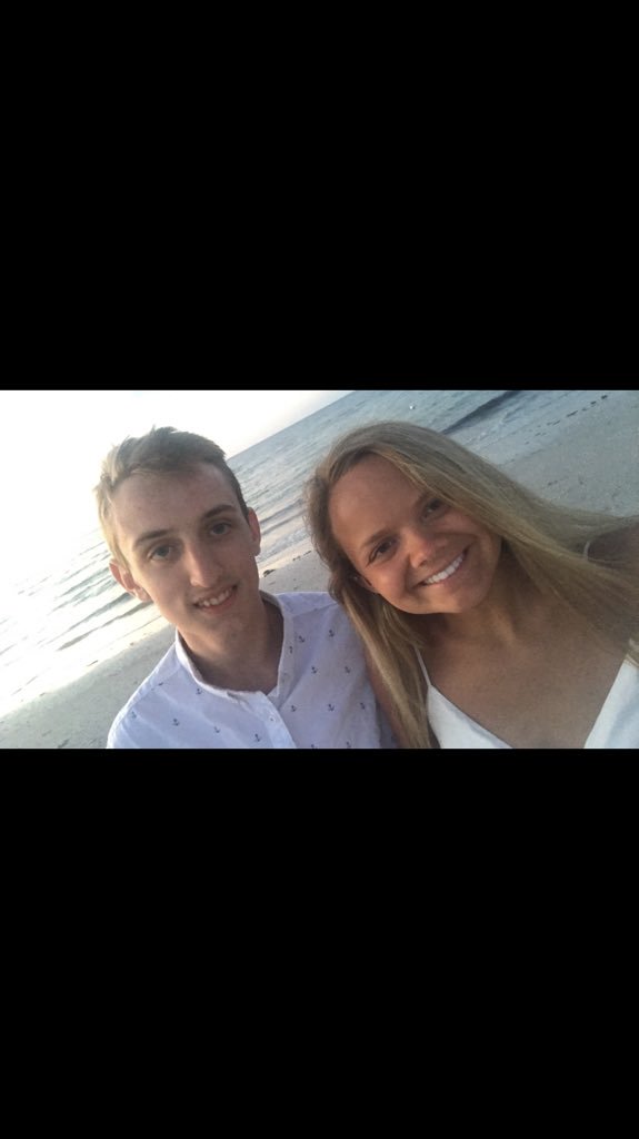 mfoote10's tweet photo. happy birthday to my best friend💗💗💗💗💗 i wish i was there to hang and celebrate you, love you @MarshallWeasel https://t.co/lG0HHQXJgG