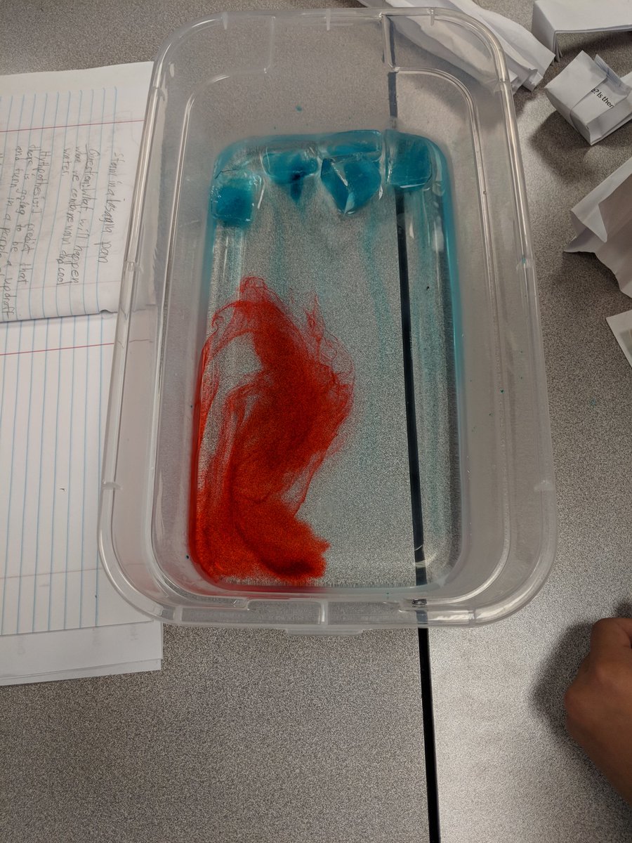 itsmsowen's tweet photo. Storm in a lasagna pan was a hit in SAGE 2! @EASAGE_CFB #SAGESummerfun #cfbmatterstome https://t.co/Zm0sfreEWV