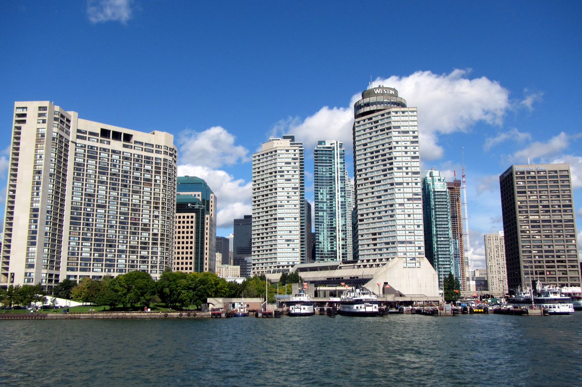 NeuroTrauma18's tweet photo. The Conference will take place at the Westin Habour Castle. Take a walk along the revitalized waterfront, explore Toronto’s theatre and entertainment districts and discover what #Toronto has to offer: https://t.co/UBDCOQsrmA https://t.co/uK6mWFRKuT