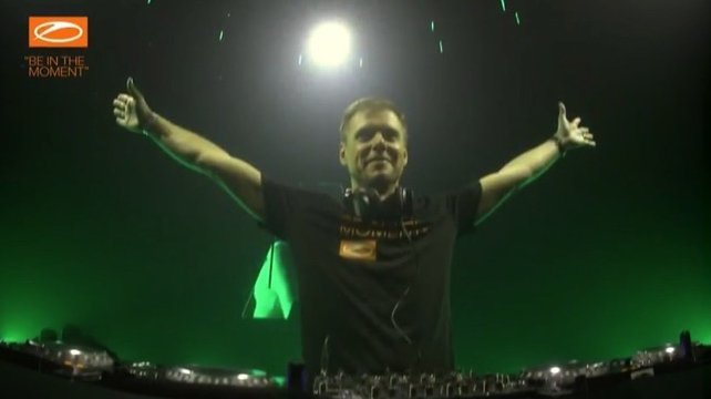 LvAVB_ASOT1PNW's tweet image. Hands up to hour two and #BeInTheMoment On #ASOT869 With @arminvanbuuren @rubenderonde @asot #trancefamily🙌🏽😌🎶✨💖🤗😊
(Margaret Schlamp-Seattle🇺🇸)