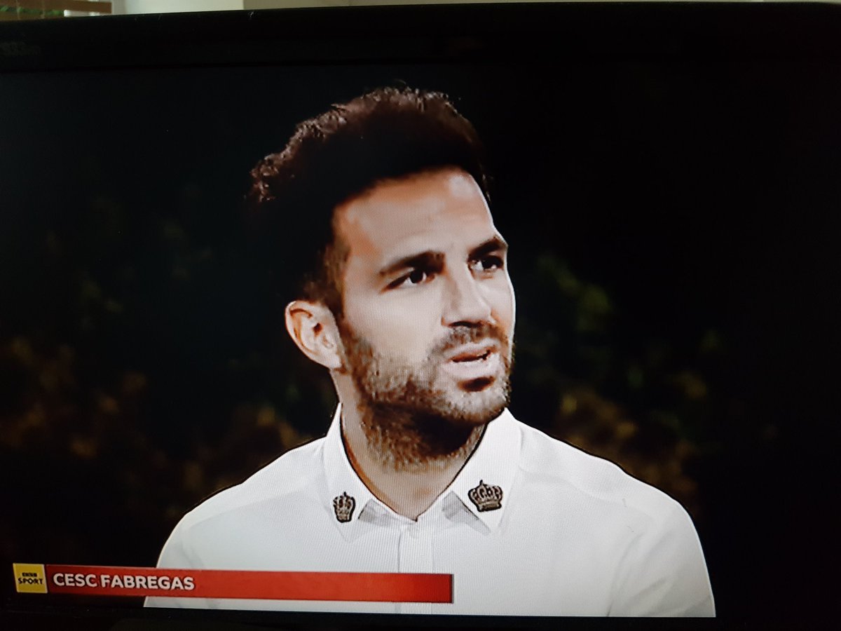 absolutelyman's tweet image. The face of a man worrying about what the studio lights are doing to his new hair transplant #ARGCRO #bbcworldcup #Fabregas #WorldCup