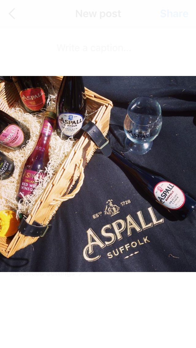 Aspall's tweet photo. Enjoy a taste of Suffolk's finest by heading to our facebook page for your chance to win an Aspall hamper! #SuffolkDay #aspall #cider https://t.co/jRUAhSvene
