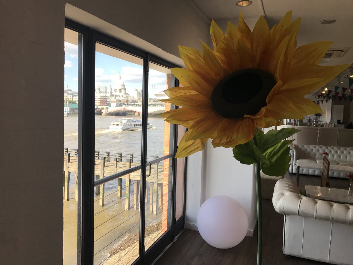letsgoelsewhere's tweet photo. Summer party down at OXO2 #oxotowerwharf #OXO2 #summerparty #london #thames #event https://t.co/OLUxVSfci1