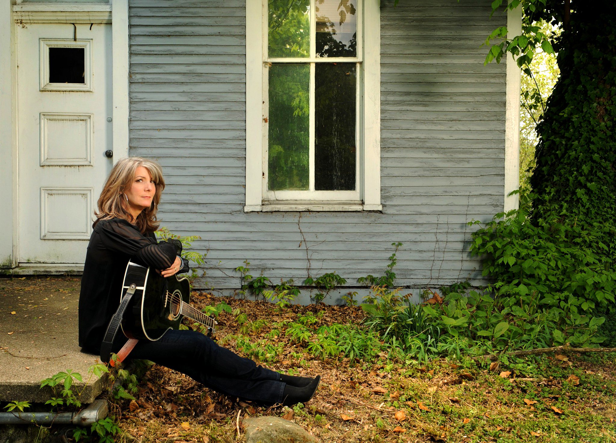 Happy Birthday Kathy Mattea!  See you in October!



 