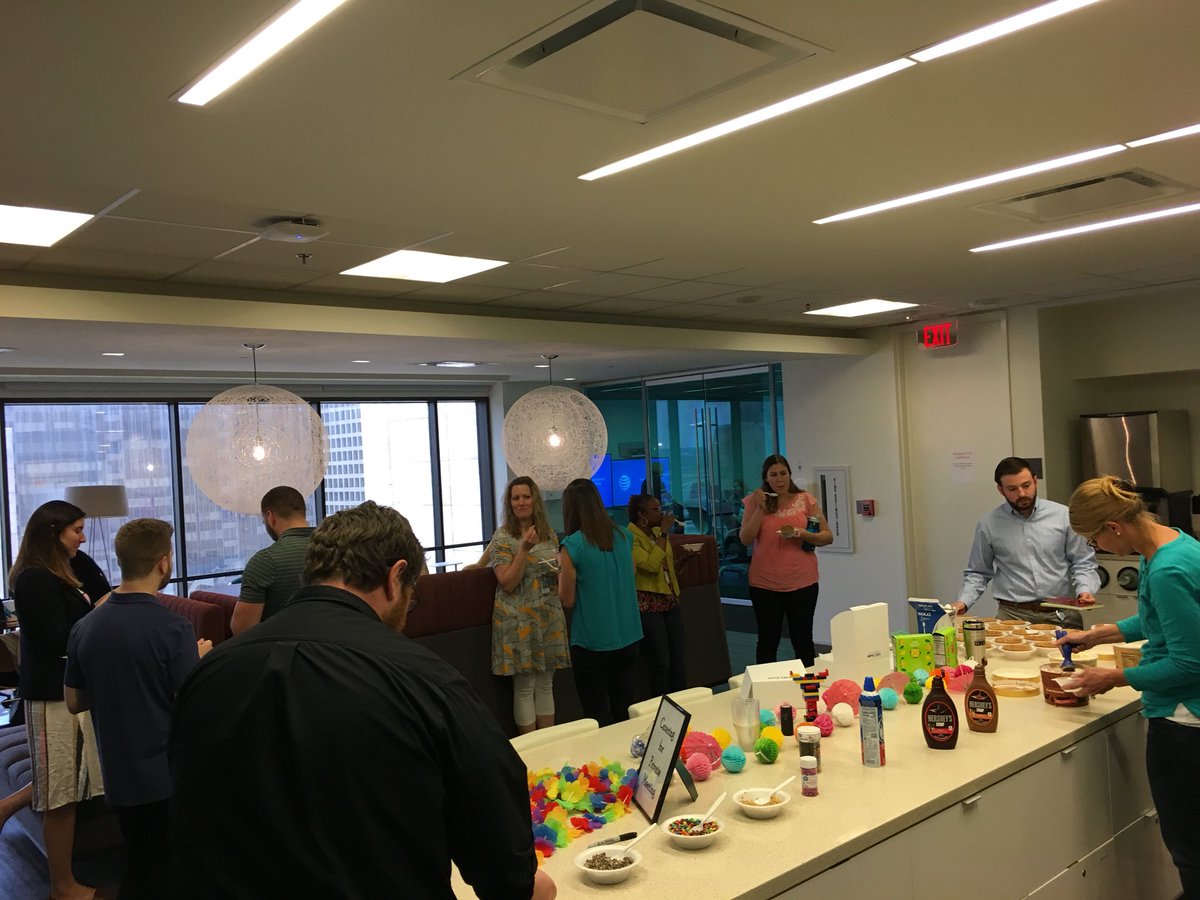 TheMindofJen's tweet photo. Days like today deserve ice cream and friends.  #IceCreamSocial on the floor celebrating the fun of summer time and our co-workers.

#ATTBizLife 
#LifeatATT 
#Club15
#SummerTimeIsForIceCream https://t.co/ii9obdJ8qC