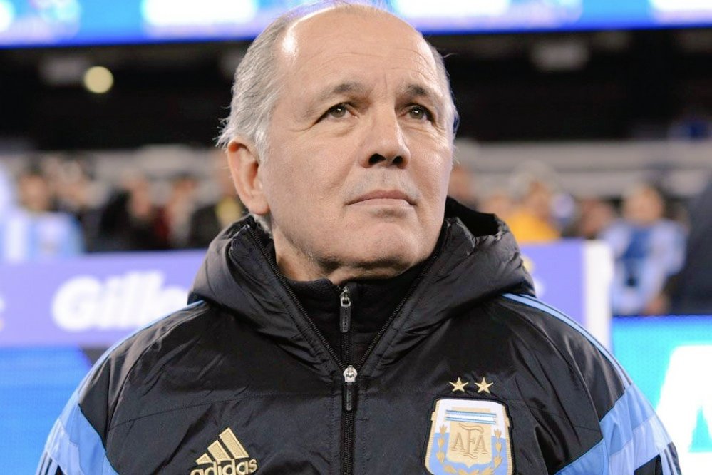 RojoGabrielOk's tweet photo. Te extraño más que nunca... https://t.co/z9sOo45bJ9