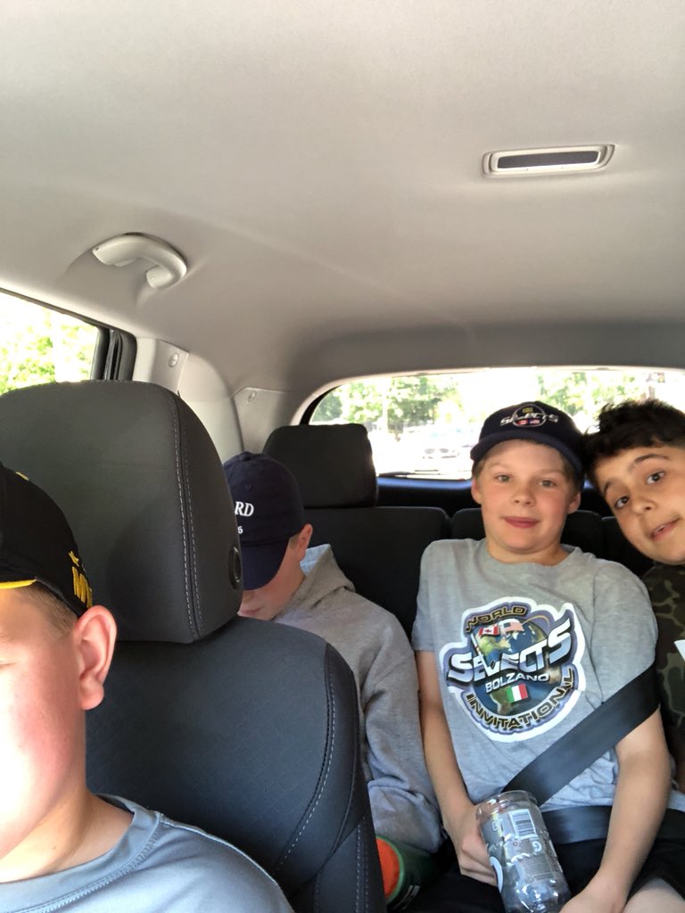 Pacificselect's tweet photo. Car ride to @SuperSeriesAAA with the boys for #triplecrowmmontreal @SELECTS_Hockey @eldhockey @WEHPscout going to get we done #bc2006 https://t.co/VVappD2oa3