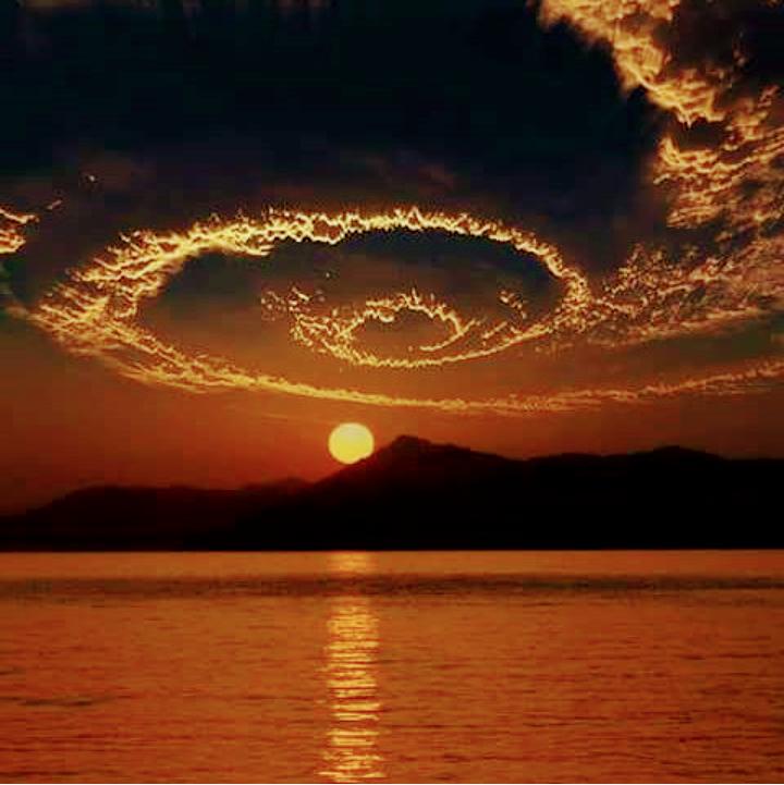 Dcokah71's tweet photo. #THE #PEOPLE #BELIEVE #FICTION #INSTEAD #OF #FACT❗❗❗ https://t.co/H4hfcuGQzI