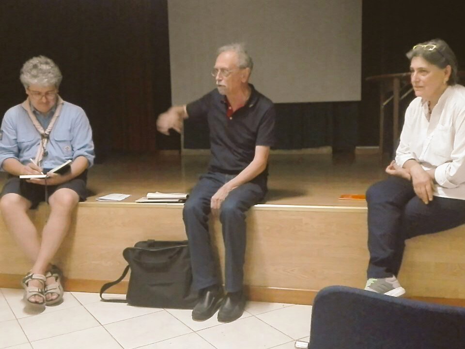 GrossholzPM2861's tweet photo. con @coccetti per parlare di @agesci presso la sede del #Roma84

#conunfazzolettone https://t.co/U3LVNRvrbq