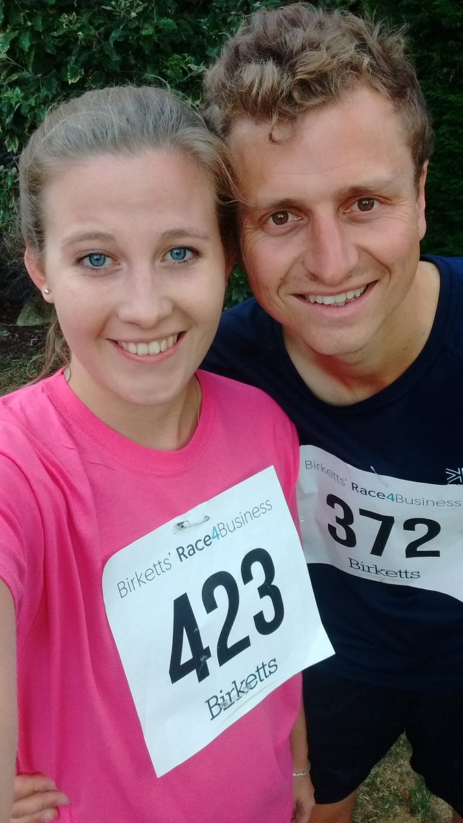 AshaLTaylor's tweet photo. Race 4 business finished ✔ used to run this every year with dad, and have carried it on since he died. This year they happened to be raising money for Farleigh Hospice, who were so helpful and caring while he was ill. Wonderful people, lovely place. Always in my heart pops. 🏃❤ https://t.co/gmwyY6bWqx