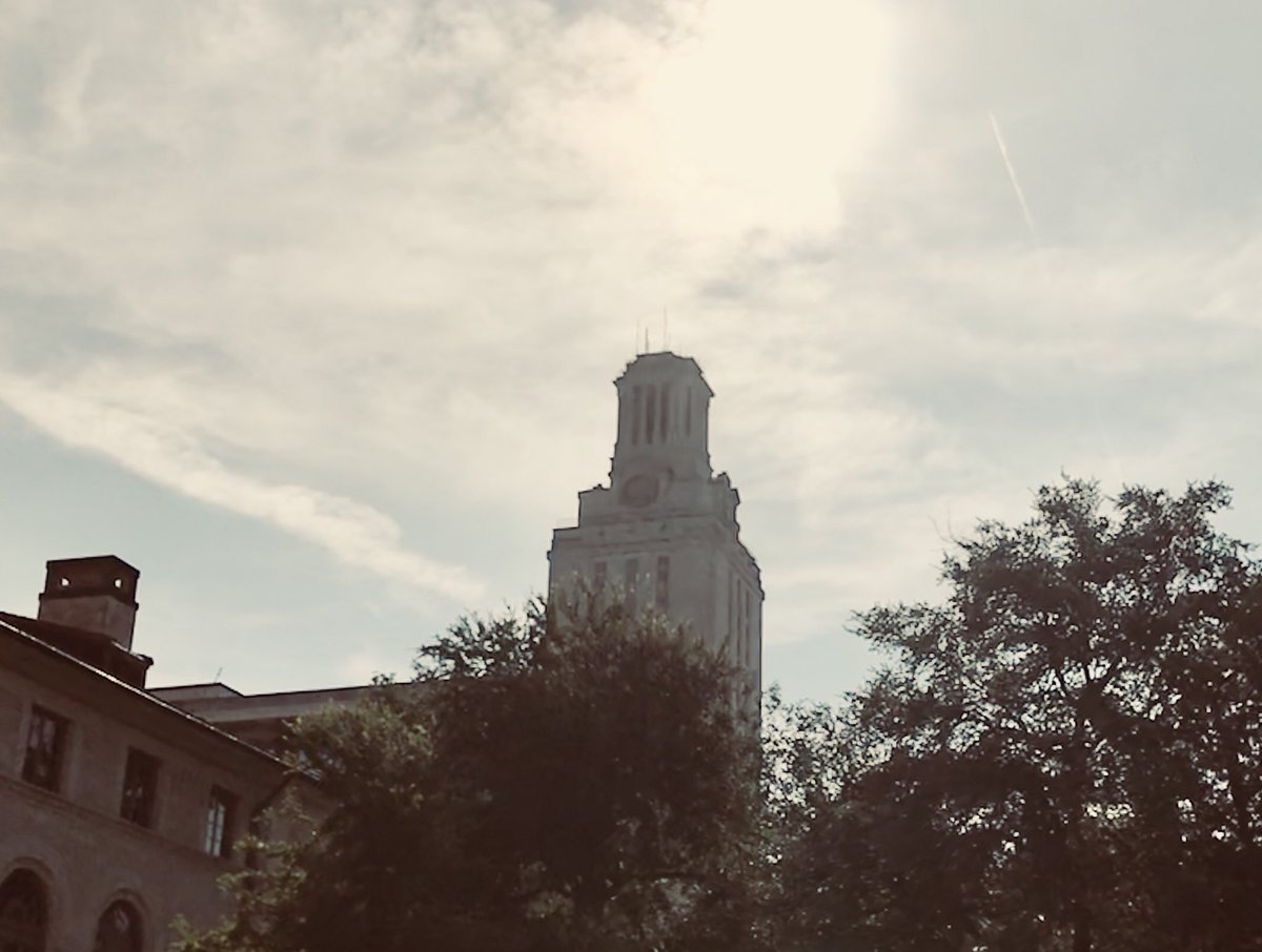 CPCounselors's tweet photo. Here on the 40 Acres learning about College and Career Readiness for our students! @TexasOnCourse #CavaliersAtUT 🤘🤘🤘 https://t.co/YAqfxAjdNv