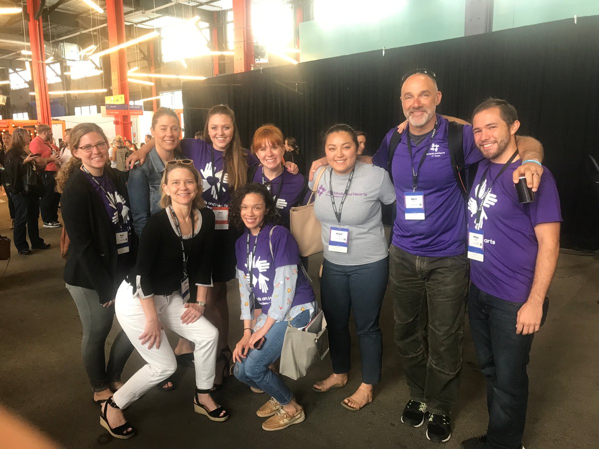 gofundme_pro's tweet photo. #TBT to some great moments at the #Collaborative18!
We'd love to see your photos! Reply with your favorite photographed moments and we'll share them on our Twitter and Instagram pages! https://t.co/wtAVauaEBP