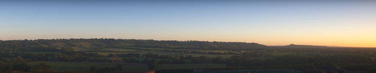 TheGlastoThingy's tweet photo. Right. I'm going positive from now on.

Next year we could be sitting up on the hill above the park, looking at a glorious sunset.

#Glastonbury #Glasto #TicketGodsPermitting https://t.co/8aWPQhGGS3