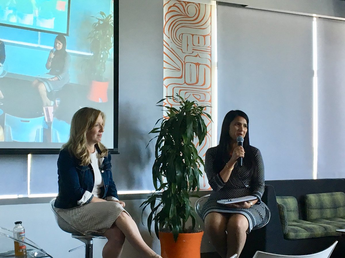 GoCarolineS's tweet photo. Inspired to hear @jdulski, Head of Groups &amp; Community @ Facebook share stories on what it means to be a movement starter and how to take that first step. #womenintech #GoDaddy #purposeful https://t.co/I3jzTQ1FTU