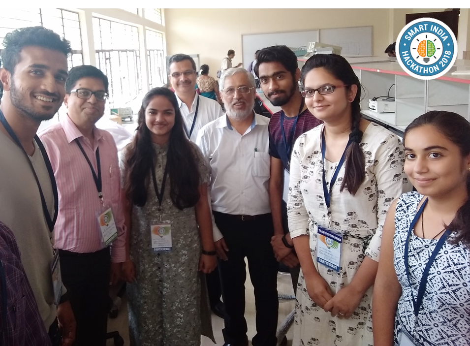 algomsk's tweet photo. @tejasrs  #SIHH2018  #SmartIndiaHackathon2018 Team Vishvakarma proposed solution for anti-adulteration of fuel tankers to @adsahasrabudhe (AICTE Chairman) at @iiscbangalore https://t.co/zJmtke4LL7