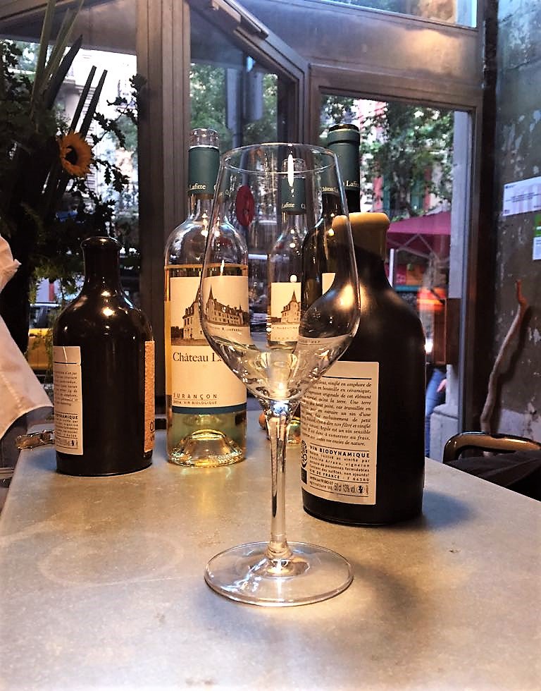 bardelpla's tweet photo. RT @Vinsdereve: RT @Pepa_Pla: Enamorats dels #Vins de #Jura ❤️
https://t.co/GMtvgh6bG2
#AftweWork #Vins #RedWine #NaturalWine #ViNatural #SinHerbicidas #SenseHerbicides #CartaDeVins #Wines https://t.co/ERpvqjjO34