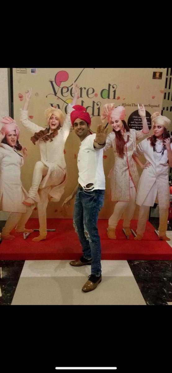 AsmitaGuruGaur's tweet photo. Congratulations &amp; best wishes to #AsmitaTheatre senior finest talented actors @surajsingh20 &amp; @IshwakSingh for superb acting in #VeereDiWedding• with brilliant actor’s #KareenaKapoorKhan #SonamKapoorAhuja #SwaraBhaskar #ShikhaTalsania. 
@ArvindGaur @AsmitaGuruGaur https://t.co/ar5PfHkO9I