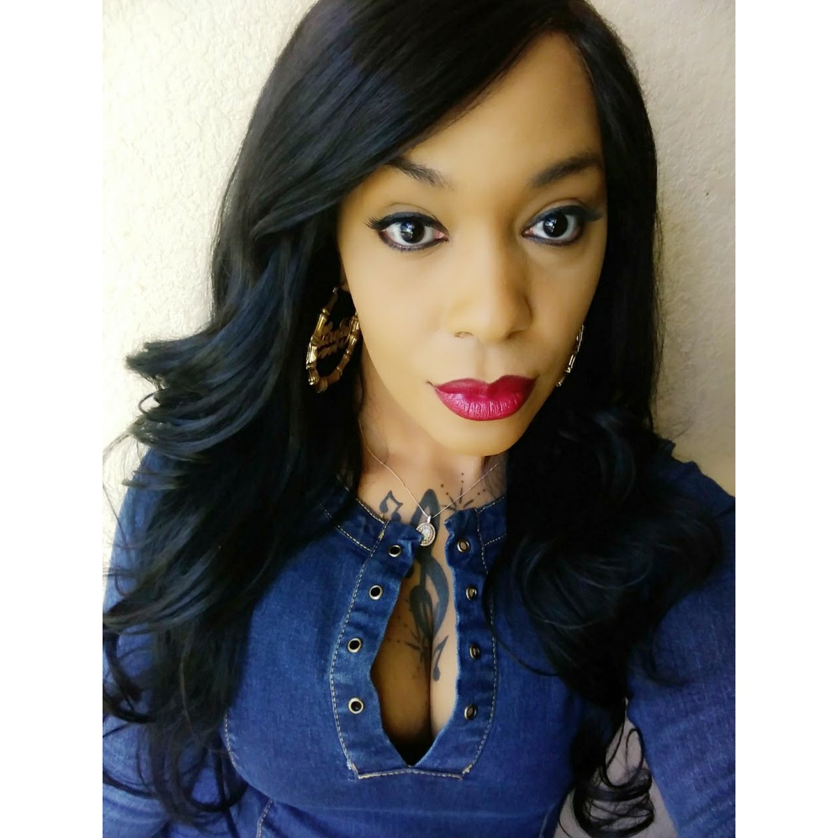 ChanelLyria's tweet photo. I love myself...��� https://t.co/pWurUipV52
