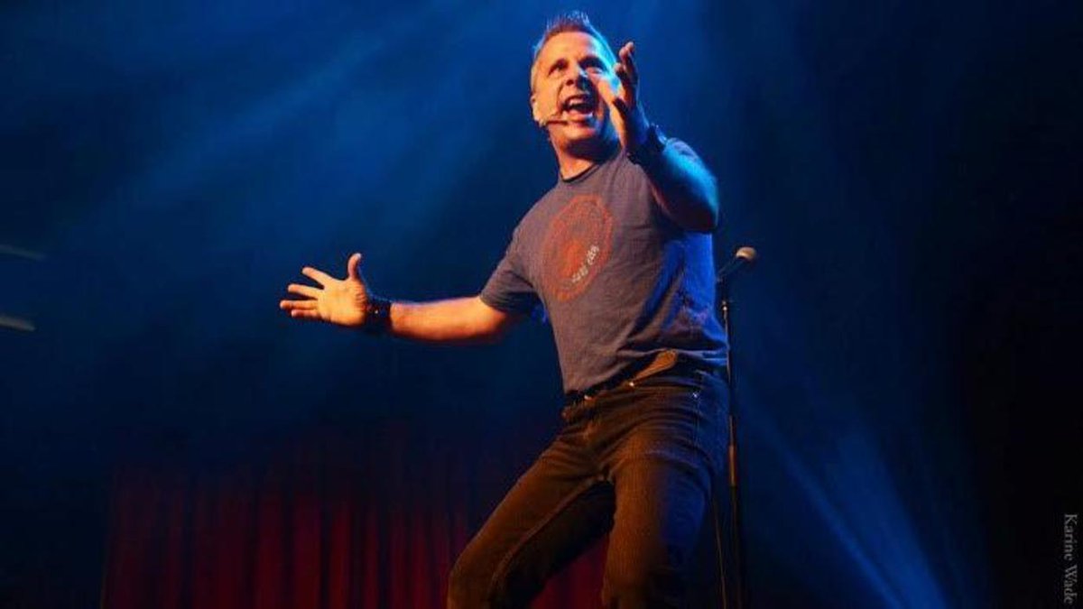 rc_autochtones's tweet photo. Comicmac : l'humour pour combattre les préjugés envers les Autochtones
https://t.co/CBx5aiojcD #humour #performance #scene #Gespeg #Comicmac https://t.co/bP45TBdYEN