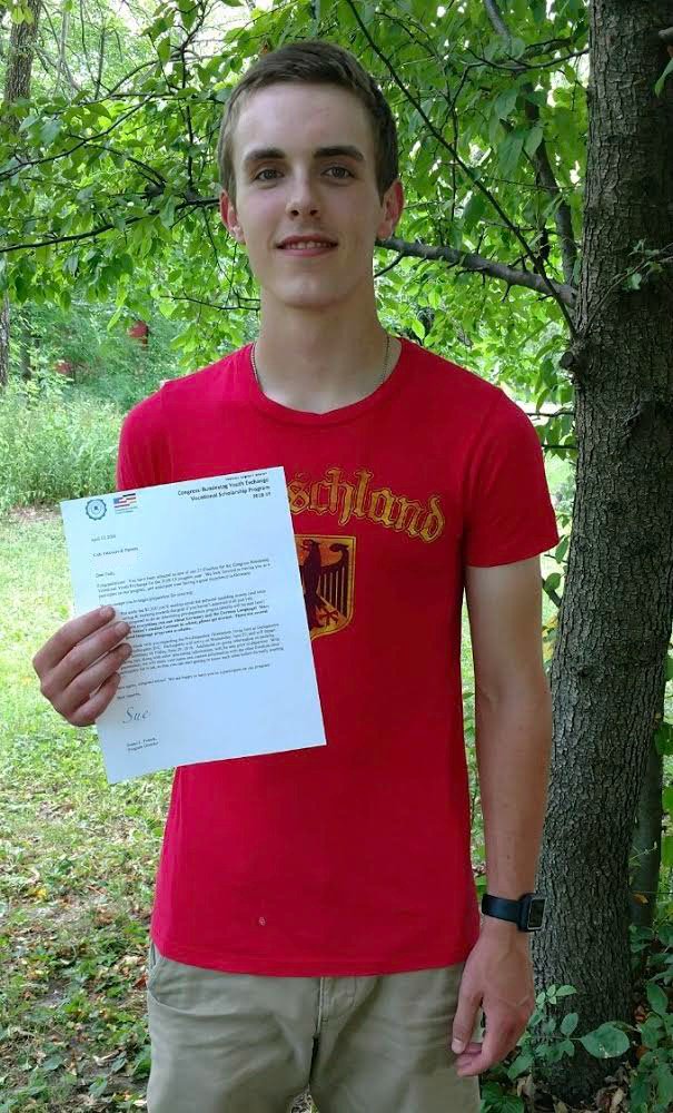 Take a minute to see what Cody Fenimore, one of our WHS 2018 grads, is up to this summer (actually the whole next year)!!  #WHSRocks 

facebook.com/32085977139296…