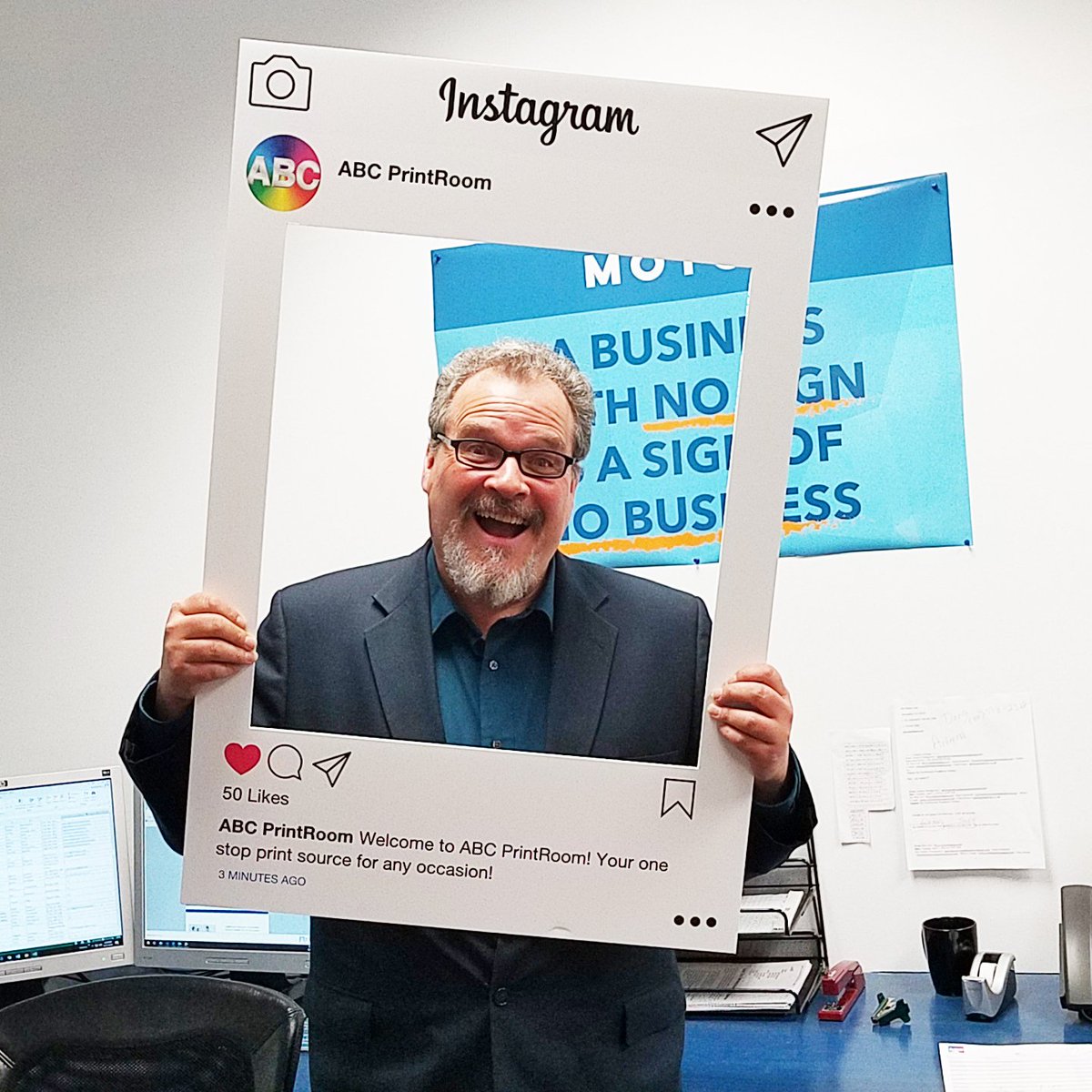 ABCPrintroom's tweet image. Oh look! Tim got his own #selfieframe – and check out that smile! Be like Tim – get your selfie frame today! #NationalSelfieDay ow.ly/PNDp50hMkEp