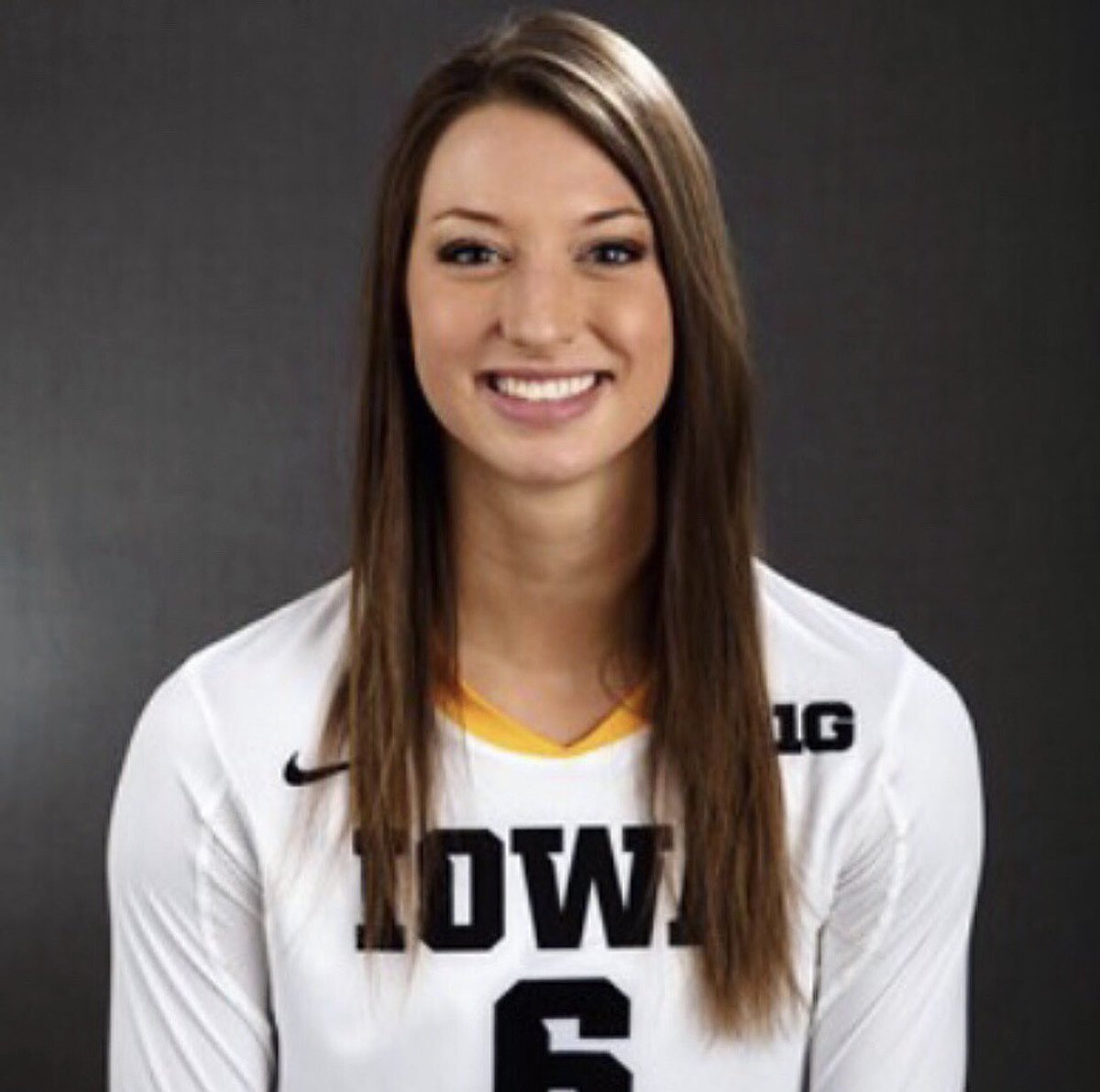 TeamIowaPT's tweet photo. We are excited to welcome our new Patient Coordinator, Kasey Reuter, to the Team Iowa staff. Kasey attends the University of Iowa and will graduate this December with a degree in Health and Human Physiology. After graduation, Kasey will pursue a Doctor of Physical Therapy degree. https://t.co/zXBUaNDfWI