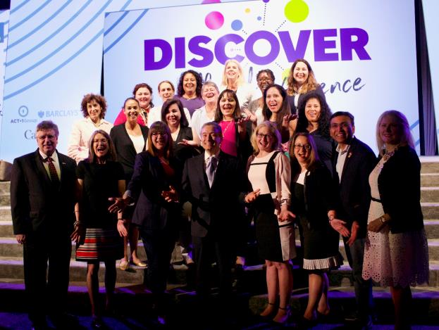 CanadaTrade's tweet photo. Minister Champagne attends a luncheon at #WBENCconf for Canadian women entrepreneurs who are in #Detroit this week to make business deals and help them grow internationally. #WomenExporters #BWITDetroit https://t.co/R3dr7LOcoE
