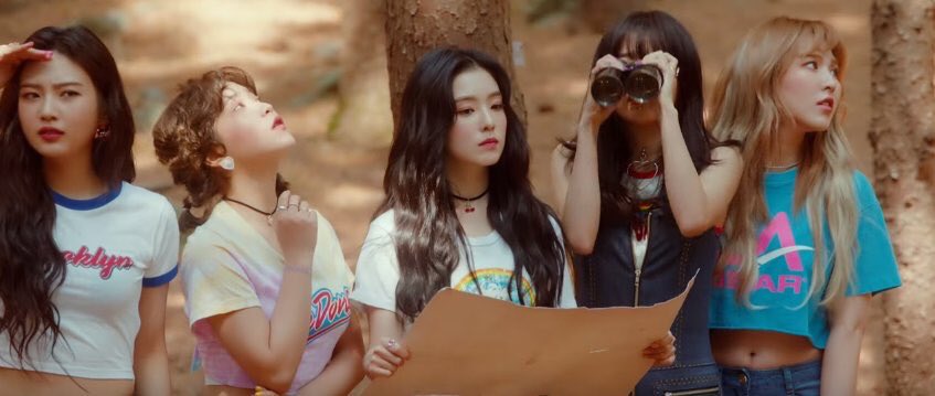 lq red velvet tweet media