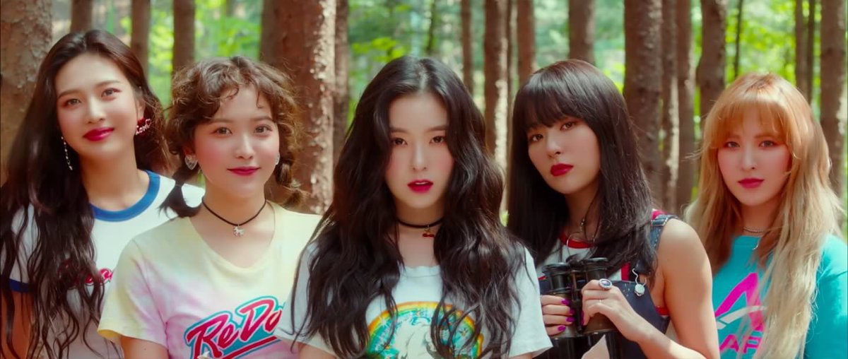 lq red velvet tweet media