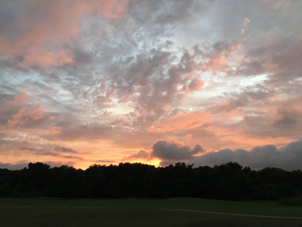 GoFreedomPower's tweet image. Happy #SummerSolstice! Enjoy the first day of summer and, if you have solar panels, take a moment to appreciate that this is the longest day of sunshine this year!