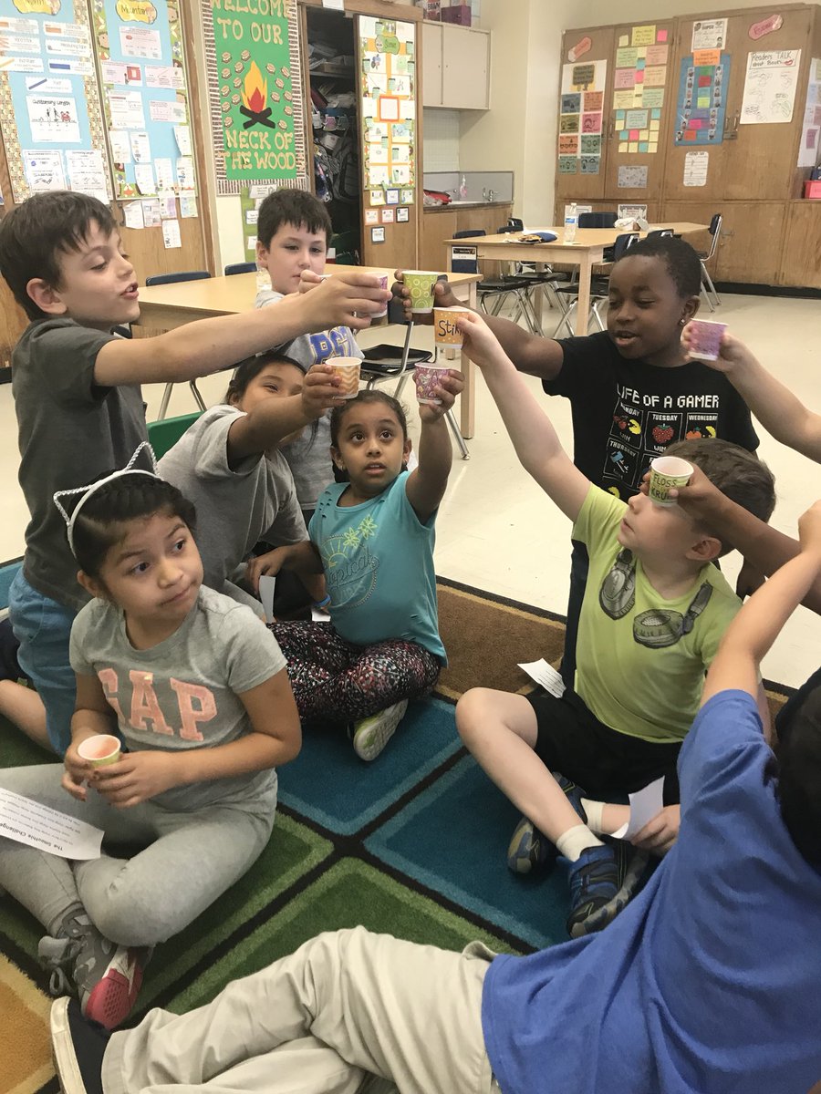 Had fun trying smoothies during the “smoothie challenge” with Ms. Boumakis! We learned how to make some delicious and healthy recipes!! 🍌🍊🍉🍒🍍🍓