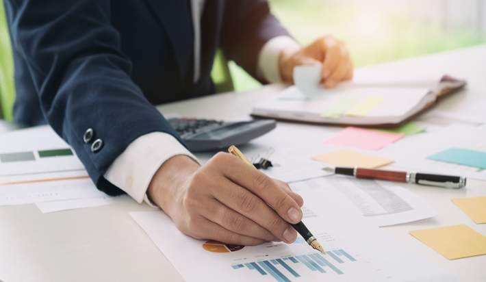 EdHecht1's tweet image. The Bureau of Economic Analysis confirmed a 2.2 percent GDP growth rate for the first quarter of 2018. otbd.it/qm9XlWsJ