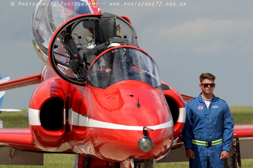 EssexHebridean's tweet photo. More crewing in shots...@MikeLingPilot & @jordanthorburn1 , @rafred8 with @BenScarr and a quick time-check from @RAFCircus1 with @RAFRed2 #CircusAtWork #RAFATCircus18 https://t.co/e7Ce6w6cS7