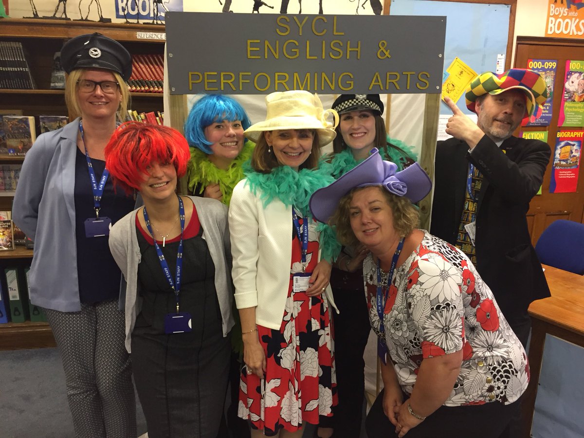 SJNBrigg's tweet photo. Well.... what can be said about this photo?!? Well done to the English and Performing Arts team for the successful ‘Support Your Child’s Learning’ event they held tonight for Year 5 pupils. But is there someone missing?????.... 🎼🎹 https://t.co/1Fxp5sEI2Y
