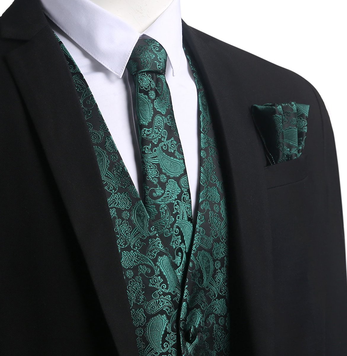 MathellTIA's tweet image. :Garden boys will start wearing stuff like this after watching today's episode of #SofaSlahlane ,trying to "betha ngamla" ka stena