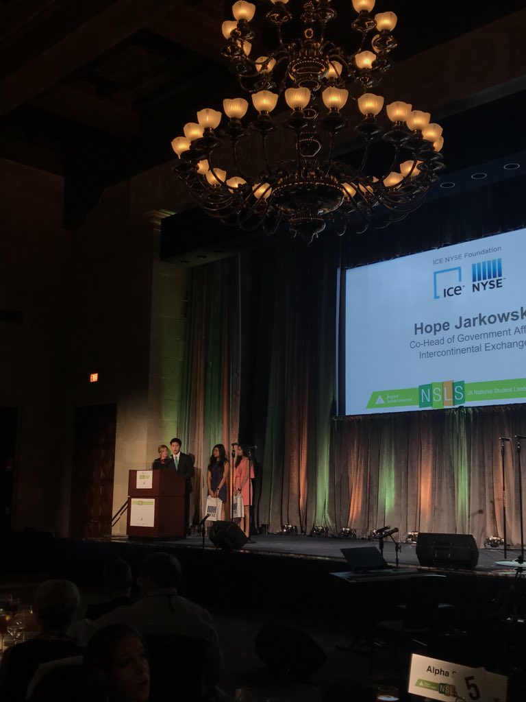 ManpowerGroup's tweet image. Congratulations to @PocketPerks for winning the @NYSE Best Financial Performance Award! #JAStudentSummit