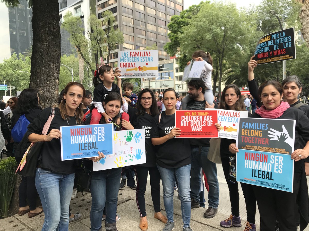 valecasenave's tweet photo. #FamiliesBelongTogether @MomzillaMx @USEmbassyMEX #MomzPower https://t.co/9AdJ9AOSFw