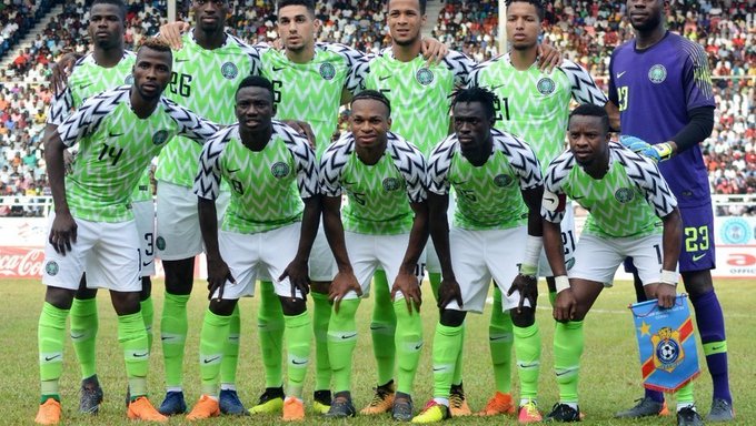 LisandroEmanue9's tweet photo. Dale RT a los nigerianos para que nos den suerte https://t.co/M5KqIZA8qN