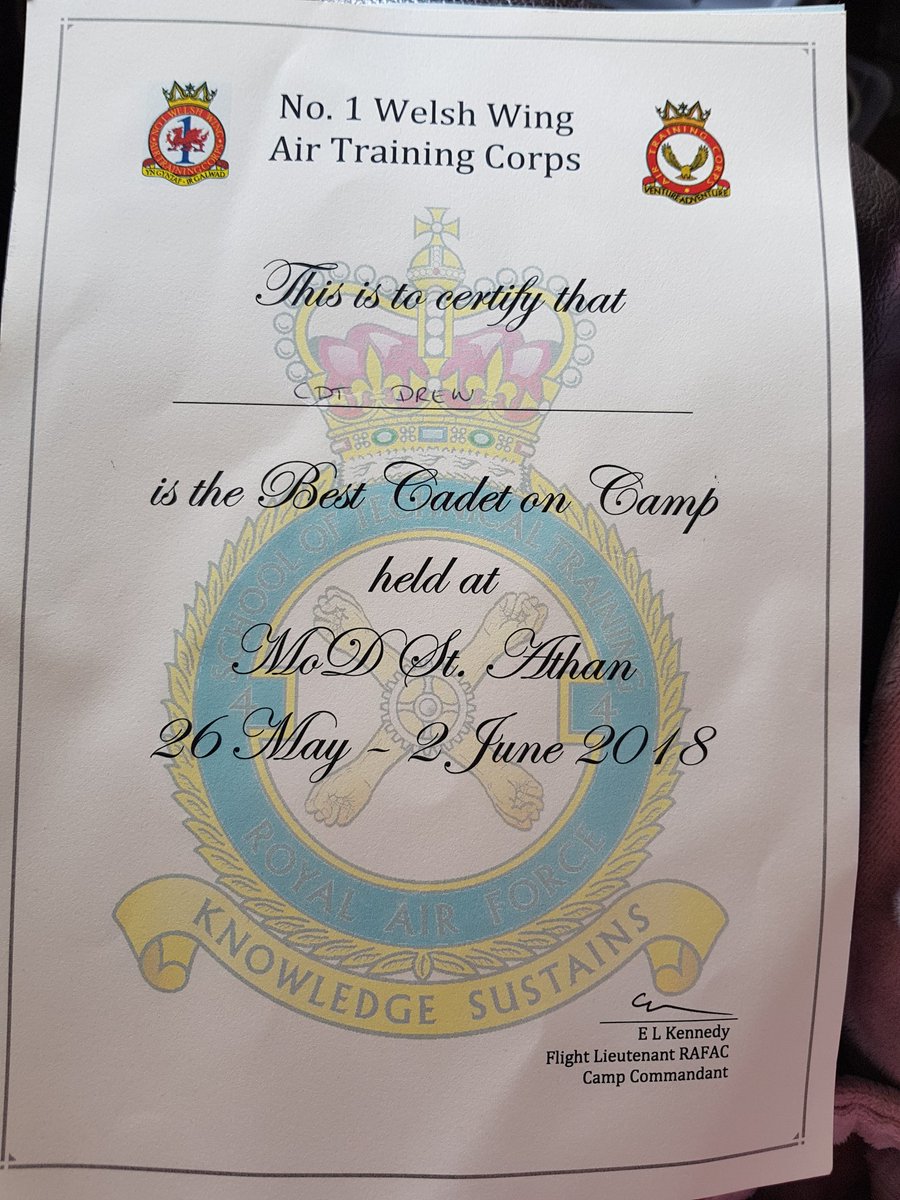 michelledrew962's tweet photo. #whatshedoes #proud #AirCadet https://t.co/Gq5pJ5dh2H