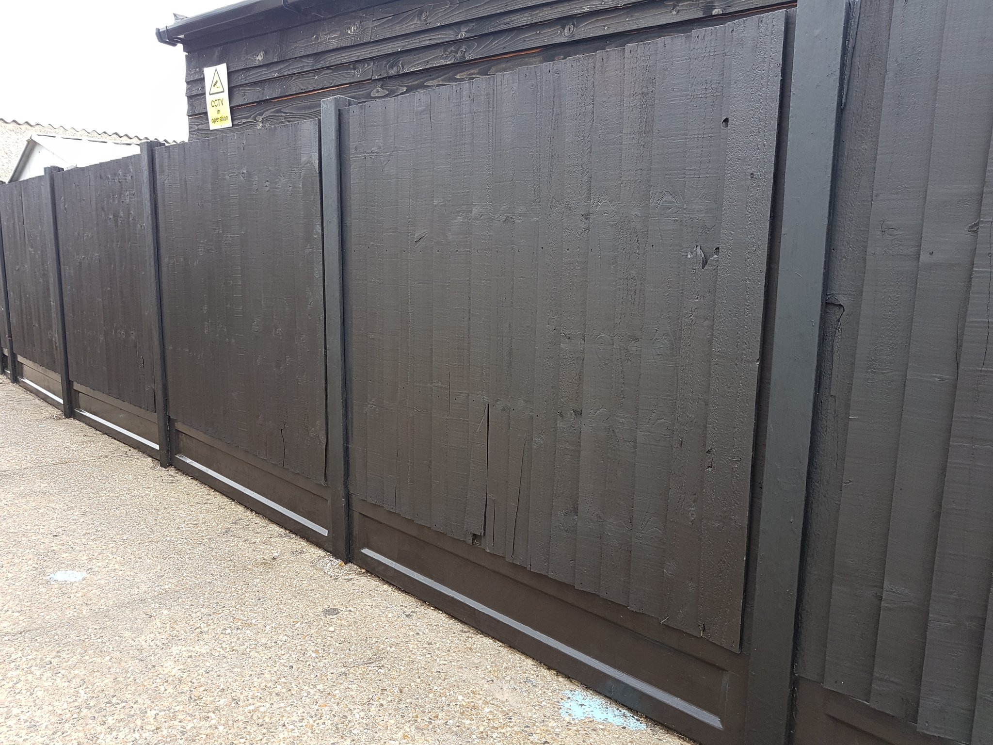 Painted Gravel Boards atelieryuwa.ciao.jp