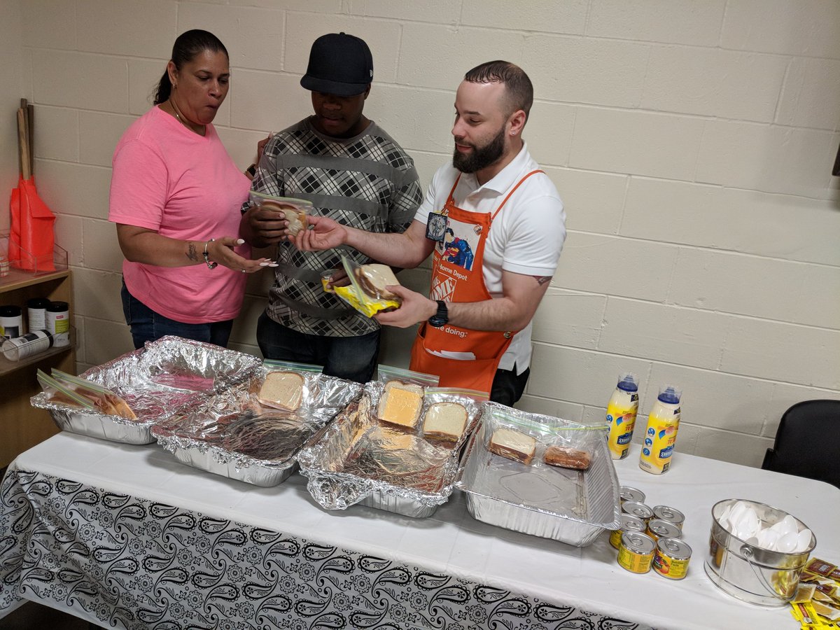 HD1225ASM's tweet photo. In the words of @AMCTHD "Thank You!, Thank You!!, Thank You!!!" @Miss_T_Holland @AdeolaHD @TachanieHD1225 @DLapshan https://t.co/n48sSH2D8S