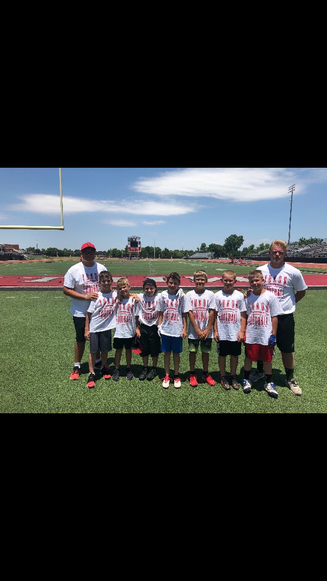 Austin_Jones56's tweet photo. Great way to end the week. I’m glad I chose to do this and to coach this group of kids. I hope the take what I taught them and apply it in the future. #millerway #allin #brotherhood #family https://t.co/KmgX0pHjxR