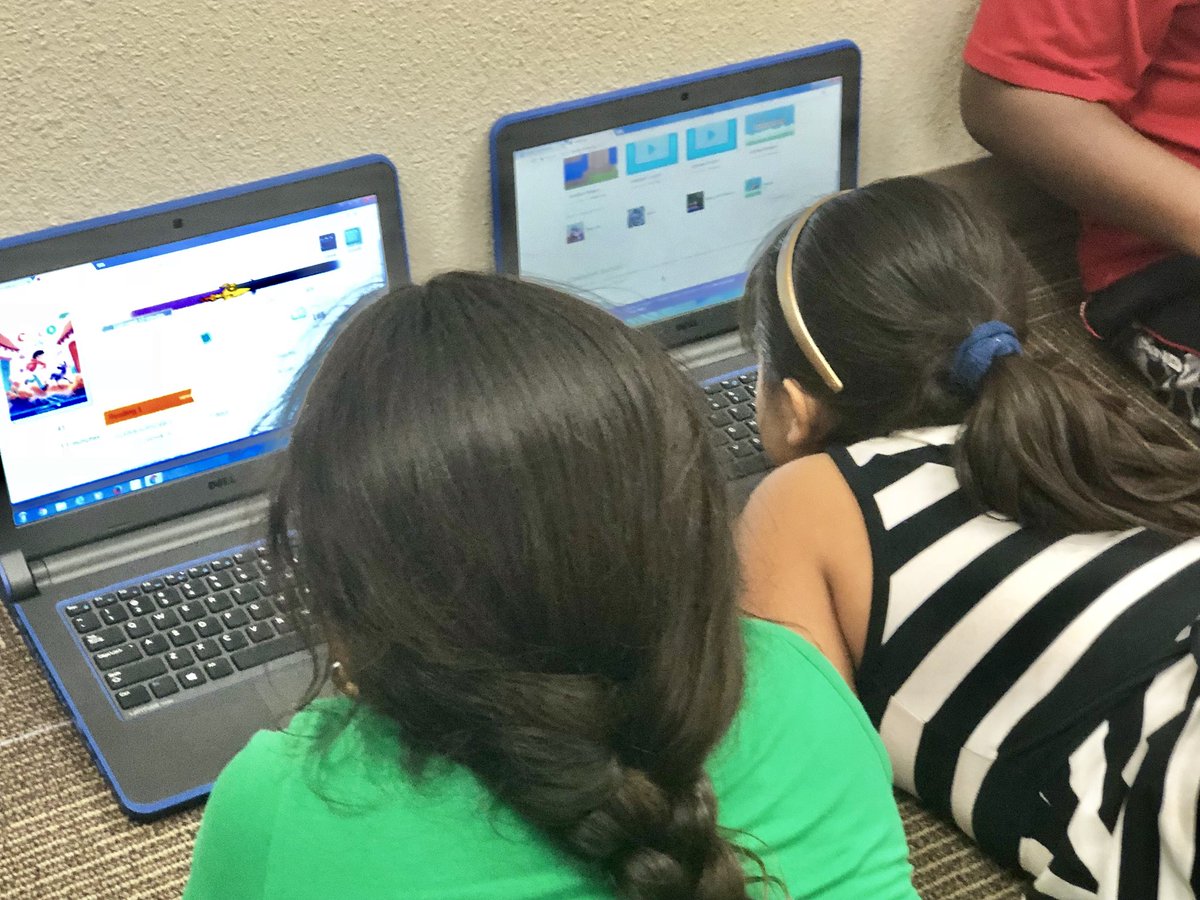 RSD66Reads's tweet photo. Day 12 of summer school! Third grade students in Ms. Gomez’s class reading great books @myONreader @DinoMCoronado https://t.co/R2clOk14uY