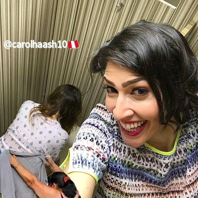 CarolHaAsh10's tweet photo. #hanna no te preocupes que ya nadie te va a ver 😅🙄#nationalselfieday #mesdehanna #lavenganzaesdulce https://t.co/1rkiKwVuMf