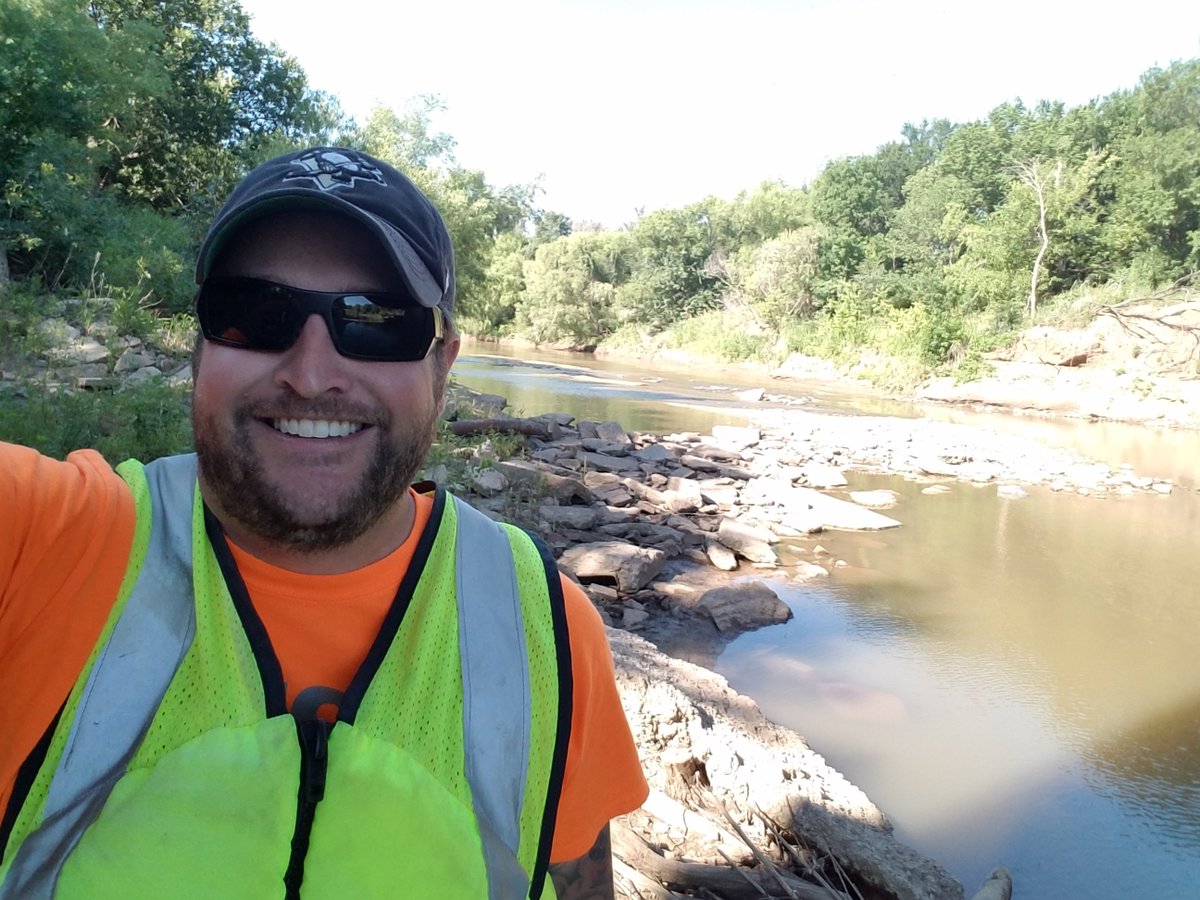 USGS_Oklahoma's tweet photo. To celebrate #NationalSelfieDay here are some selfies of our team out in the field enjoying all types of weather and even the occasional cow! #USGS #oklahoma #OKWSC https://t.co/wqdo1aeKrp