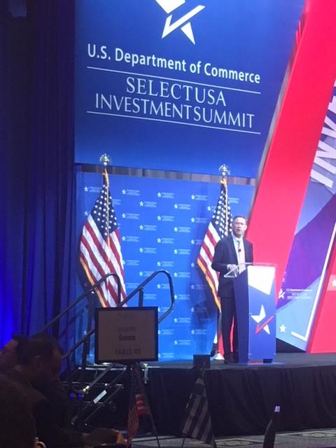 HUBInsurance's tweet photo. We're proud to be at @SelectUSA in DC as part of the Canadian delegation 🇨🇦  led by @USAmbCanada Kelly Craft, pictured here with Dave Macfarlane and HUB client Tina Finan, CFO of 10 net. Select USA has 3K+ attendees including 10 governors, @GovofCO, pictured. https://t.co/Fv86qK9S0e