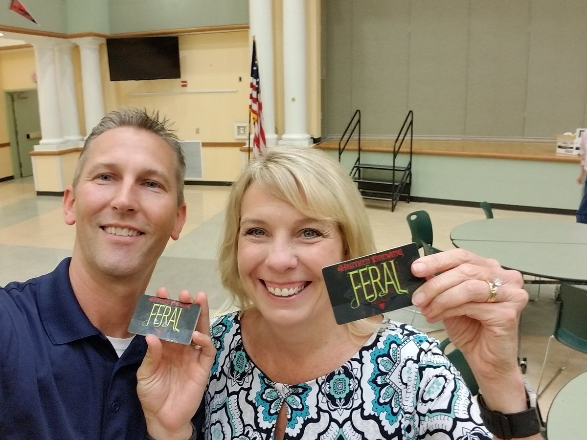 MrTortoraRSD's tweet image. Winners of the FRA Summit Appmazing race!! @Mychael_Irwin2 @valseeley7 #futurereadyadmin
