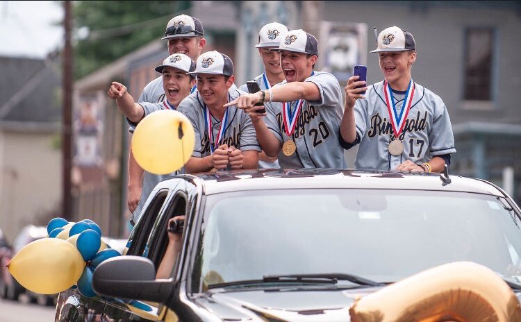 bmw22344's tweet photo. Wow! That was the grand finale to an unforgettable week. Thank you everyone for your support and donations for these kids. They worked so hard for this and I couldn’t be happier for such a great group of young men that I had the pleasure of coaching. 🐑  ⚾️ #RollRams https://t.co/5lL3oMrikT