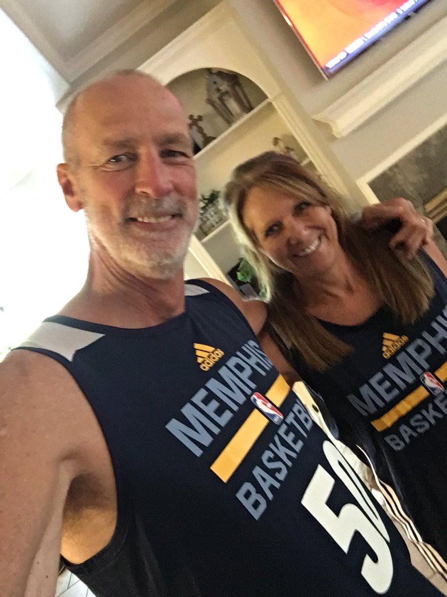 Skinnypalmer's tweet image. The McDowells are ready. #gogriz #gng #Draft2018