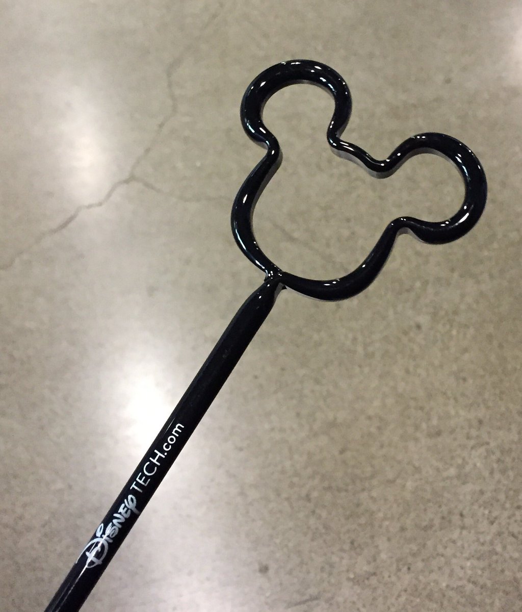HeatherGreye's tweet photo. Kudos @Comparably @jasonnazar for a great #TechFairSeattle I didn't know what to expect but it was better then I imagined. And I got the best swag from @disney https://t.co/JBRKqdHBW0